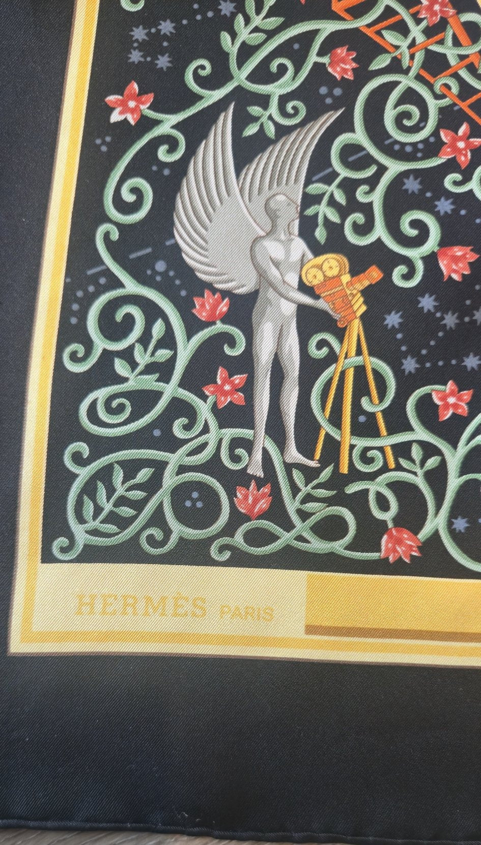 HERMES PARIS signature in gold border